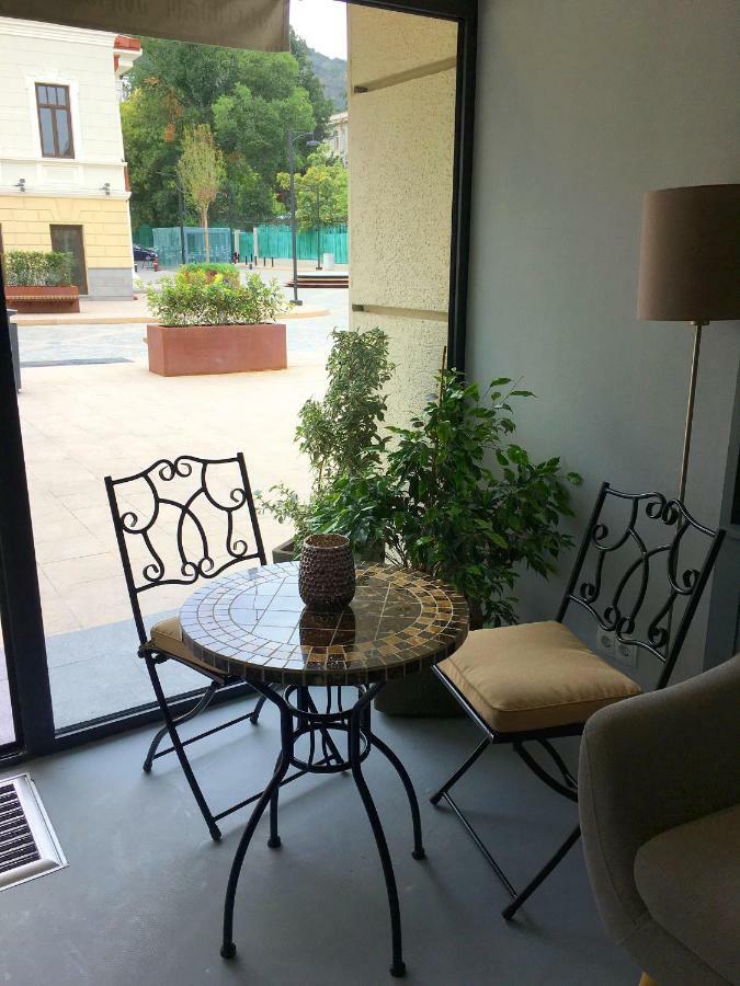 Atoneli Hotel Tbilisi Luaran gambar