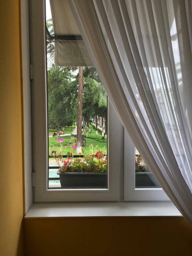 Atoneli Hotel Tbilisi Luaran gambar