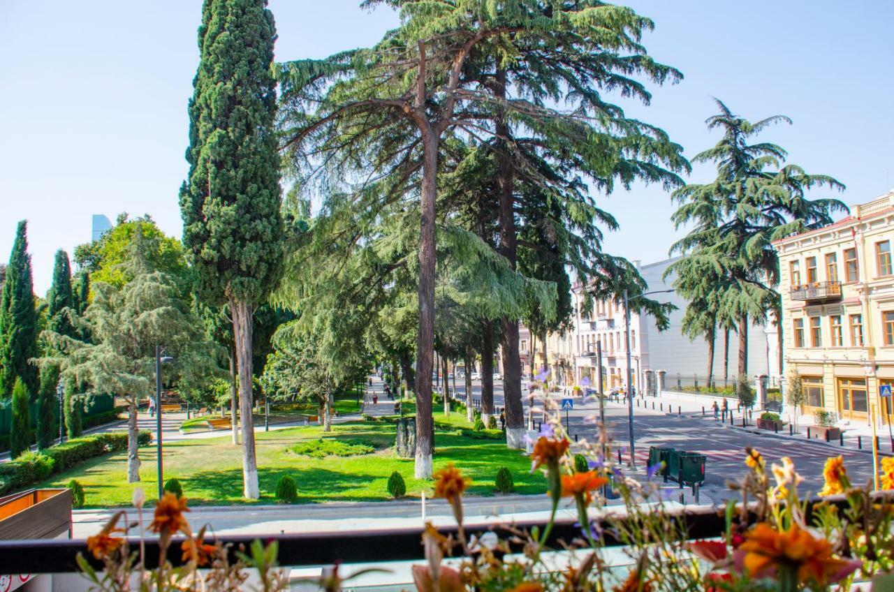 Atoneli Hotel Tbilisi Luaran gambar