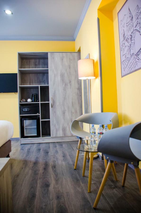Atoneli Hotel Tbilisi Luaran gambar
