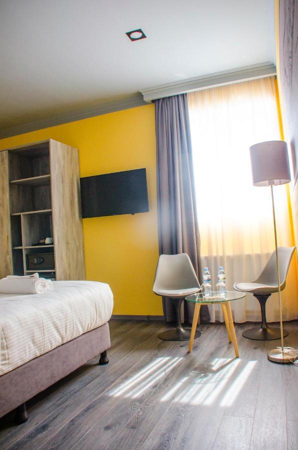 Atoneli Hotel Tbilisi Luaran gambar